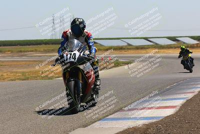 media/Aug-11-2023-CRA (Fri) [[7d2b09f7fc]]/C Group/Session 3 (Wheelie Bump)/